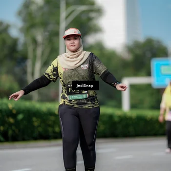 Runner Photo 6878848