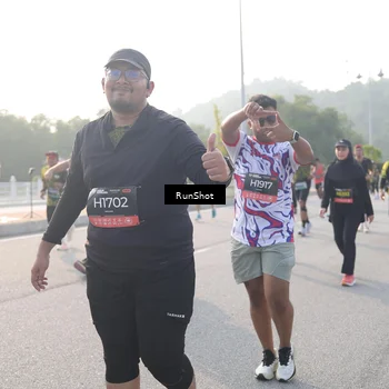 Runner Photo 6878881