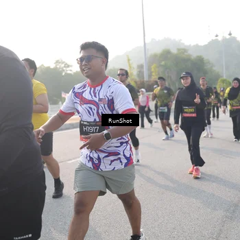 Runner Photo 6878887