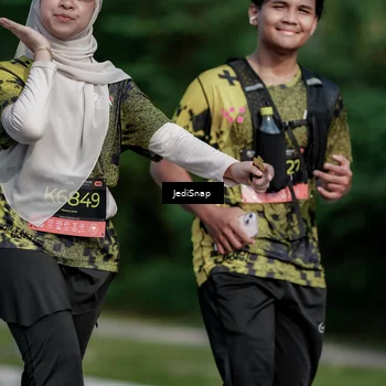 Runner Photo 6878890