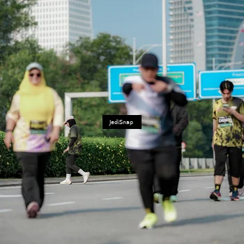 Runner Photo 6878933