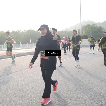 Runner Photo 6878934