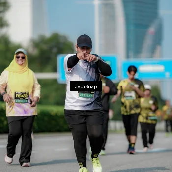 Runner Photo 6878945