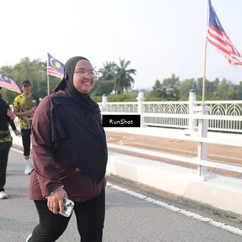 Runner Photo 6878953