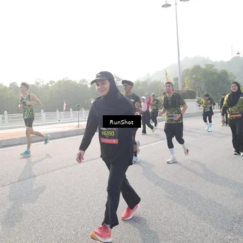 Runner Photo 6878959