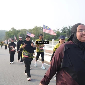 Runner Photo 6878976