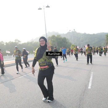 Runner Photo 6878977