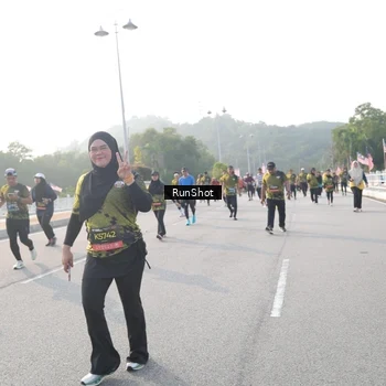 Runner Photo 6878979