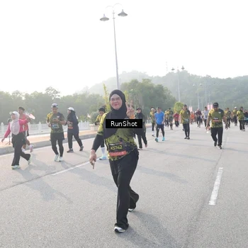 Runner Photo 6878980