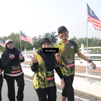 Runner Photo 6878999