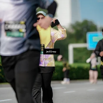 Runner Photo 6879000