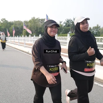 Runner Photo 6879016