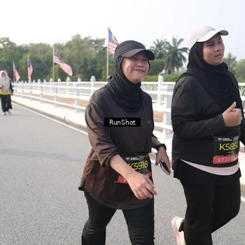 Runner Photo 6879018