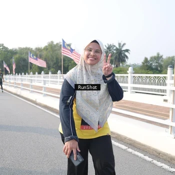 Runner Photo 6879072