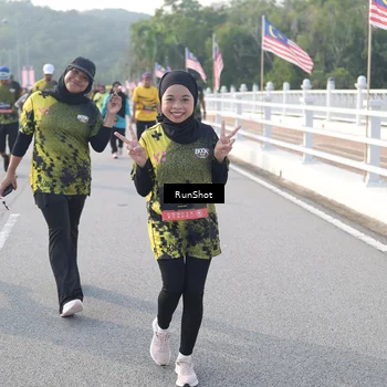 Runner Photo 6879098