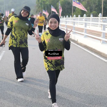 Runner Photo 6879102