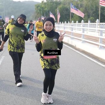 Runner Photo 6879104