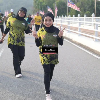 Runner Photo 6879106