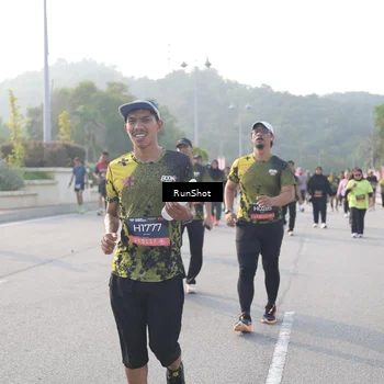Runner Photo 6879138