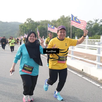 Runner Photo 6879159