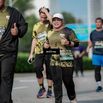 Runner Photo 6879168
