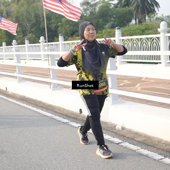 Runner Photo 6879236