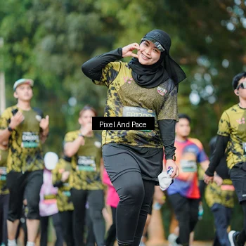 Runner Photo 6879256