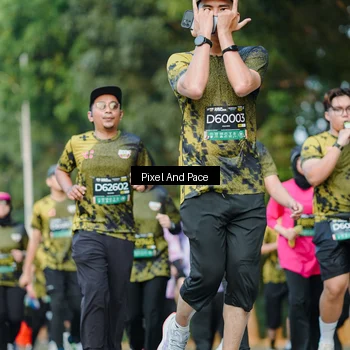 Runner Photo 6879262
