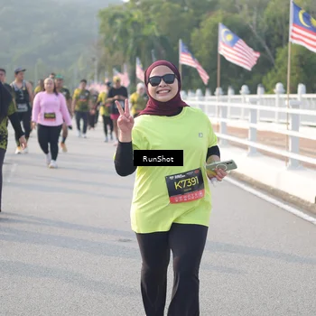 Runner Photo 6879267