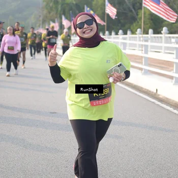 Runner Photo 6879275