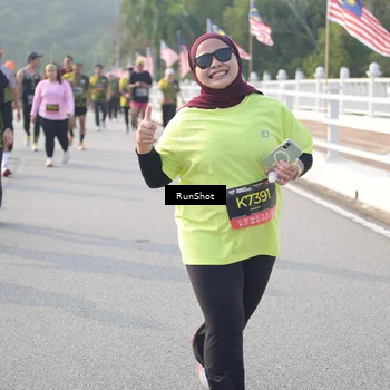 Runner Photo 6879282