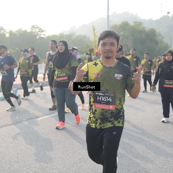 Runner Photo 6879304