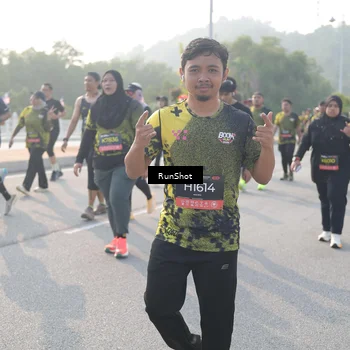 Runner Photo 6879310