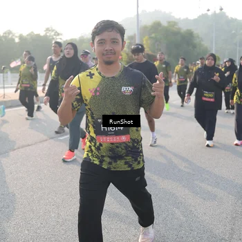 Runner Photo 6879316