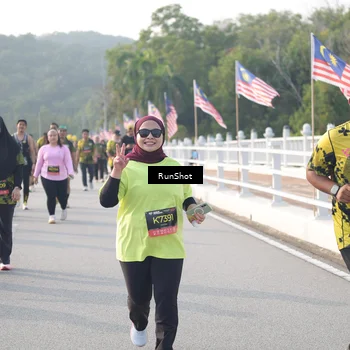 Runner Photo 6879317