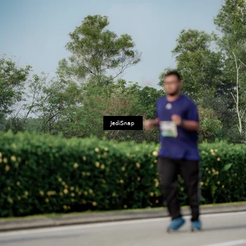 Runner Photo 6879343