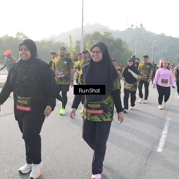 Runner Photo 6879347