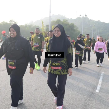 Runner Photo 6879348