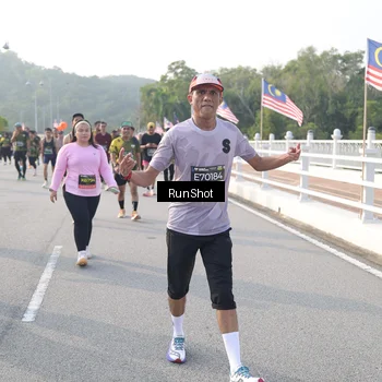 Runner Photo 6879367
