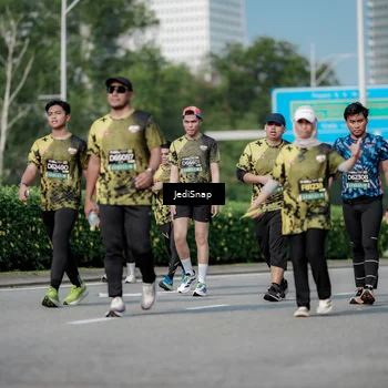 Runner Photo 6879420