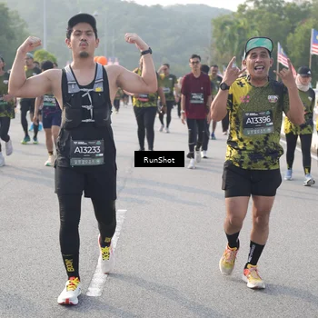 Runner Photo 6879434