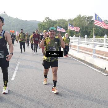 Runner Photo 6879448
