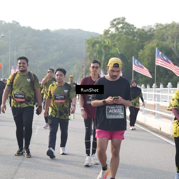 Runner Photo 6879452