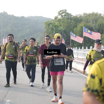 Runner Photo 6879456