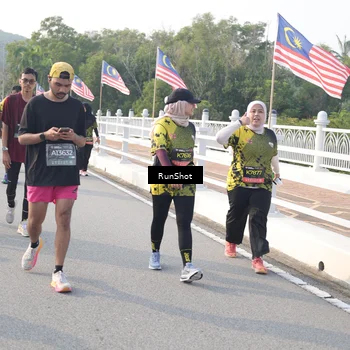 Runner Photo 6879476