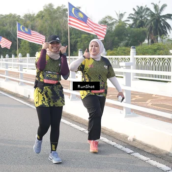Runner Photo 6879489