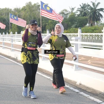 Runner Photo 6879496