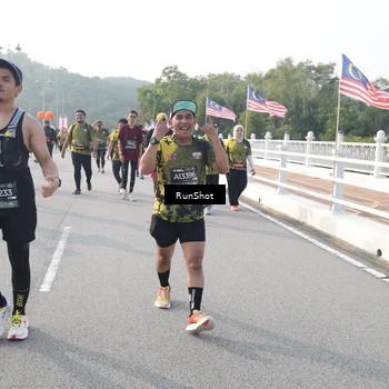 Runner Photo 6879521