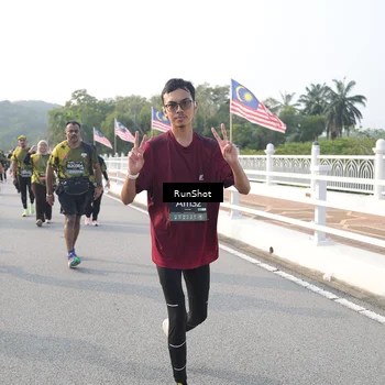 Runner Photo 6879532