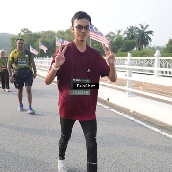 Runner Photo 6879545